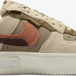 Nike Air Force 1 Fontanka "Rattan" - Sneakers - Dames - Maat 36.5 - Madder Root/Khaki