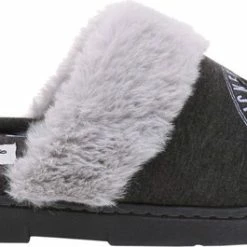 Grijze Damespantoffels Met Zacht En Aangenaam Imitatiebont En Een Geborduurde Afbeelding - Mickey Mouse DISNEY / 40-41 12 Grijze Damespantoffels Met Zacht En Aangenaam Imitatiebont En Een Geborduurde Afbeelding - Mickey Mouse DISNEY / 40-41 -Dames Winkel 550x265 9