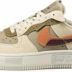 Nike Air Force 1 Fontanka "Rattan" - Sneakers - Dames - Maat 36.5 - Madder Root/Khaki -Dames Winkel 550x300 9