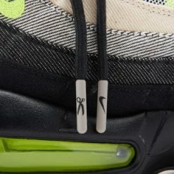 Nike Air Max 95 X Denham 'Black Volt' Maat 44 -Dames Winkel 550x309 2