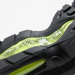 Nike Air Max 95 X Denham 'Black Volt' Maat 44 -Dames Winkel 550x327