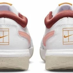 Nike Sportschoenen Vrouwen - Maat 41 -Dames Winkel 550x331 2