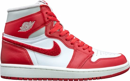 Nike Air Jordan 1 Retro High OG Varsity Red (W) DJ4891-061 Maat 38 ROOD 3 Nike Air Jordan 1 Retro High OG Varsity Red (W) DJ4891-061 Maat 38 ROOD