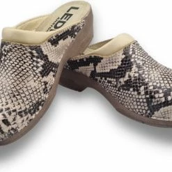 Medische PU Klompen - PU Klompen Met Kunststof Zool - Ziekenhuis Klompen - Zorgklompen - DINA CLOGS - Snakeskin - Maat 37 12 Medische PU Klompen - PU Klompen Met Kunststof Zool - Ziekenhuis Klompen - Zorgklompen - DINA CLOGS - Snakeskin - Maat 37 -Dames Winkel 550x358 4