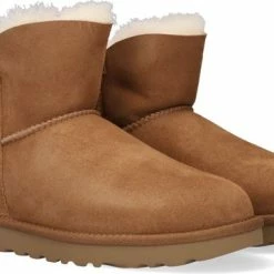 UGG W Bailey Zip Mini Vachtlaarzen - Warme Laarzen - Dames - Camel - Maat 38 -Dames Winkel 550x359 2