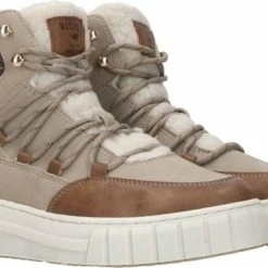 Mustang - Veterschoenen Hoog -Dames Winkel 550x361 1
