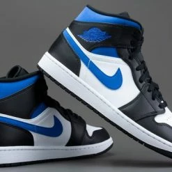 Nike Air Jordan 1 Mid, White/racer Blue-Black, 554724 140, EUR 42.5 27 Nike Air Jordan 1 Mid, White/racer Blue-Black, 554724 140, EUR 42.5 -Dames Winkel 550x366 108