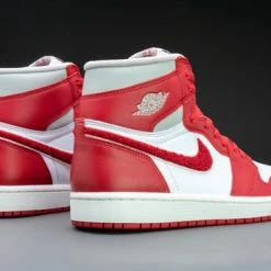 Nike Air Jordan 1 Retro High OG Varsity Red (W) DJ4891-061 Maat 38 ROOD 18 Nike Air Jordan 1 Retro High OG Varsity Red (W) DJ4891-061 Maat 38 ROOD -Dames Winkel 550x366 117