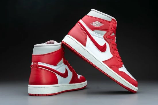 Nike Air Jordan 1 Retro High OG Varsity Red (W) DJ4891-061 Maat 38 ROOD 12 Nike Air Jordan 1 Retro High OG Varsity Red (W) DJ4891-061 Maat 38 ROOD - Afbeelding 10
