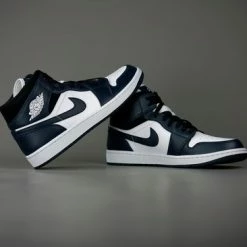 Nike Air Jordan 1 Mid, Amory Navy/White/-Black, Mid Teal, 554725 411, EUR 45 40 Nike Air Jordan 1 Mid, Amory Navy/White/-Black, Mid Teal, 554725 411, EUR 45 -Dames Winkel 550x366 129