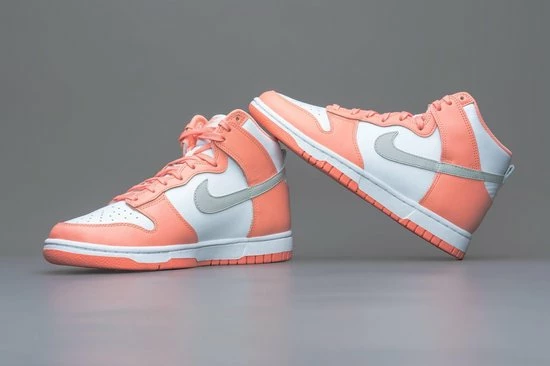 Nike Dunk High Salmon (W) DD1869-600 Maat 39 Kleur Als Op Foto 4 Nike Dunk High Salmon (W) DD1869-600 Maat 39 Kleur Als Op Foto - Afbeelding 2