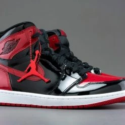 Nike Air Jordan 1 Retro High OG, Bred Patent, Black Red, 555088-063, EUR 41 18 Nike Air Jordan 1 Retro High OG, Bred Patent, Black Red, 555088-063, EUR 41 -Dames Winkel 550x366 41