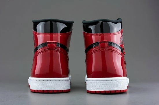 Nike Air Jordan 1 Retro High OG, Bred Patent, Black Red, 555088-063, EUR 41 12 Nike Air Jordan 1 Retro High OG, Bred Patent, Black Red, 555088-063, EUR 41 - Afbeelding 10