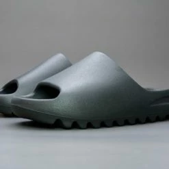 Adidas Yeezy Slide Onyx HQ6448 Maat 42 Kleur Als Op Foto 14 Adidas Yeezy Slide Onyx HQ6448 Maat 42 Kleur Als Op Foto -Dames Winkel 550x366 69