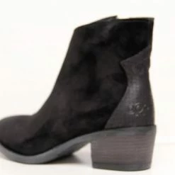 AQA A 7105 Western Achtig Kort Laarsje In Zwart - Maat 42 -Dames Winkel 550x366 85