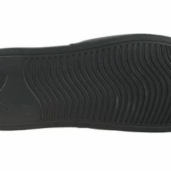 PUMA Popcat 20 Unisex Slippers - Black/White - Maat 44.5 22 PUMA Popcat 20 Unisex Slippers - Black/White - Maat 44.5 -Dames Winkel 550x367 2