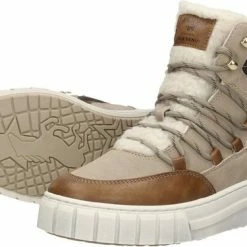 Mustang - Veterschoenen Hoog -Dames Winkel 550x375