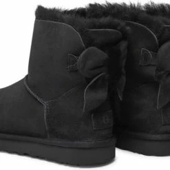 Ugg Mini Bailey Fluff Bow Laarzen Zwart - Dames Laarzen - 1123635-BLK - Maat 40 -Dames Winkel 550x382