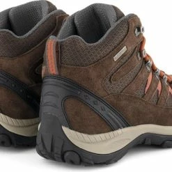 Travelin' Nyborg - Hoge Dames Wandelschoenen - Waterdicht En Ademend - Bruin Leer - Maat 42 17 Travelin' Nyborg - Hoge Dames Wandelschoenen - Waterdicht En Ademend - Bruin Leer - Maat 42 -Dames Winkel 550x399
