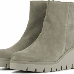 Gabor Enkellaarsjes Dames / Laarzen / Damesschoenen - Suède - 94.780.12 - Beige - Maat 40 31 Gabor Enkellaarsjes Dames / Laarzen / Damesschoenen - Suède - 94.780.12 - Beige - Maat 40 -Dames Winkel 550x452 5