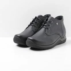 Wolky Veterschoenen Truth HV Zwart Leer -Dames Winkel 550x456 2