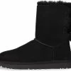UGG - Dames Snowboots Bailey Bow II Black - Zwart - Maat 37 2 UGG - Dames Snowboots Bailey Bow II Black - Zwart - Maat 37 -Dames Winkel 550x476 3