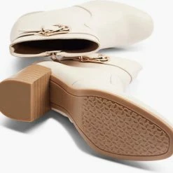 Graceland Beige Enkellaars Gesp - Maat 39 -Dames Winkel 550x516 2