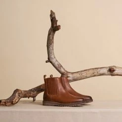 Travelin' Ruca Dames Leren Enkellaarzen - Stoere Chelseaboots - Cognac Bruin Leer - Maat 38 18 Travelin' Ruca Dames Leren Enkellaarzen - Stoere Chelseaboots - Cognac Bruin Leer - Maat 38 -Dames Winkel 550x550 122