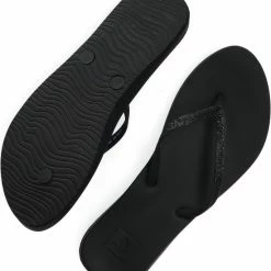 Reef Cushion Stargazer Dames Slippers - Black - Maat 37.5 26 Reef Cushion Stargazer Dames Slippers - Black - Maat 37.5 -Dames Winkel 550x620 1