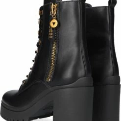 Guess Cabra Dames Veterboot - Zwart - Maat 38 32 Guess Cabra Dames Veterboot - Zwart - Maat 38 -Dames Winkel 550x632 1