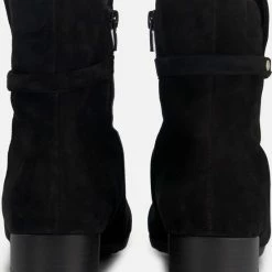 Gabor Enkellaarsjes Dames / Laarzen / Damesschoenen - Suède - 92.716.47 - Zwart - Maat 38 31 Gabor Enkellaarsjes Dames / Laarzen / Damesschoenen - Suède - 92.716.47 - Zwart - Maat 38 -Dames Winkel 550x639 5