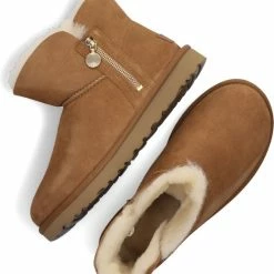 UGG W Bailey Zip Mini Vachtlaarzen - Warme Laarzen - Dames - Camel - Maat 38 -Dames Winkel 550x640