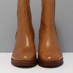 VIA VAI Taara Jade Enkellaarsjes Dames - Cognac - Maat 38 27 VIA VAI Taara Jade Enkellaarsjes Dames - Cognac - Maat 38 -Dames Winkel 550x707 6