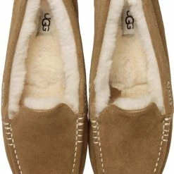 UGG Sloffen - Maat 36 - Vrouwen - Bruin/wit -Dames Winkel 550x747 1